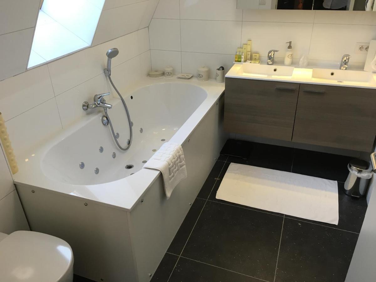 Hotel La Chaumiere Asse Kültér fotó