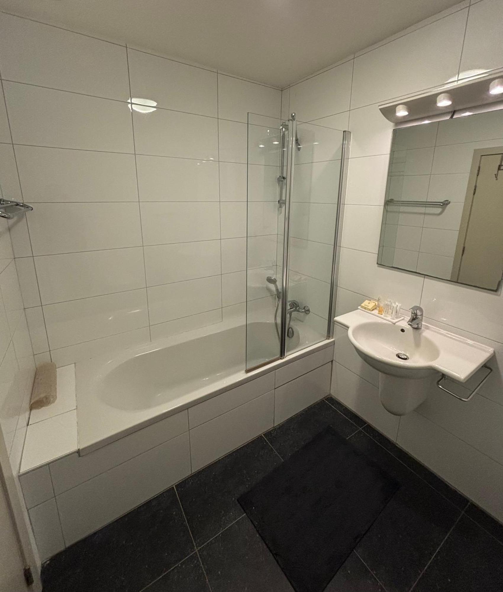 Hotel La Chaumiere Asse Kültér fotó
