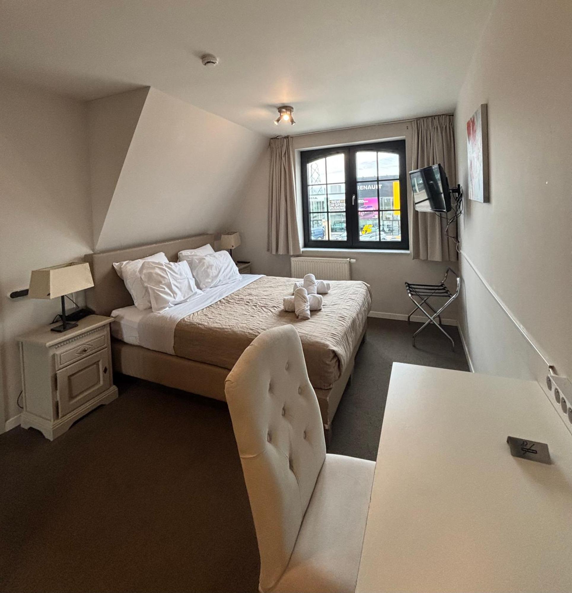 Hotel La Chaumiere Asse Kültér fotó